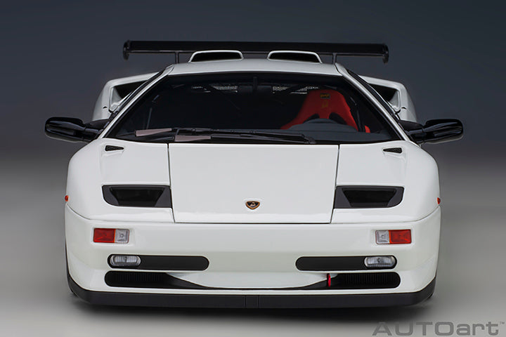 AUTOart Lamborghini Diablo SV-R Impact White 1:18