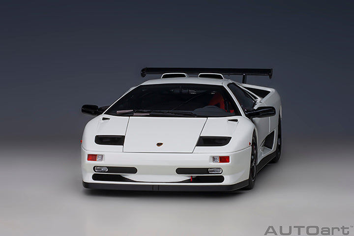 AUTOart Lamborghini Diablo SV-R Impact White 1:18