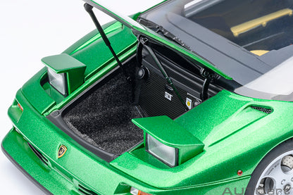 AUTOart 1995 Lamborghini Diablo SE30 Verde Medio Metallic Green 1:18