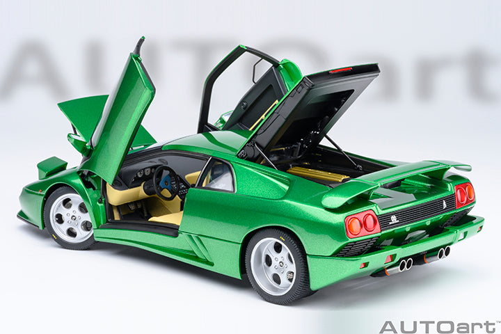 AUTOart 1995 Lamborghini Diablo SE30 Verde Medio Metallic Green 1:18