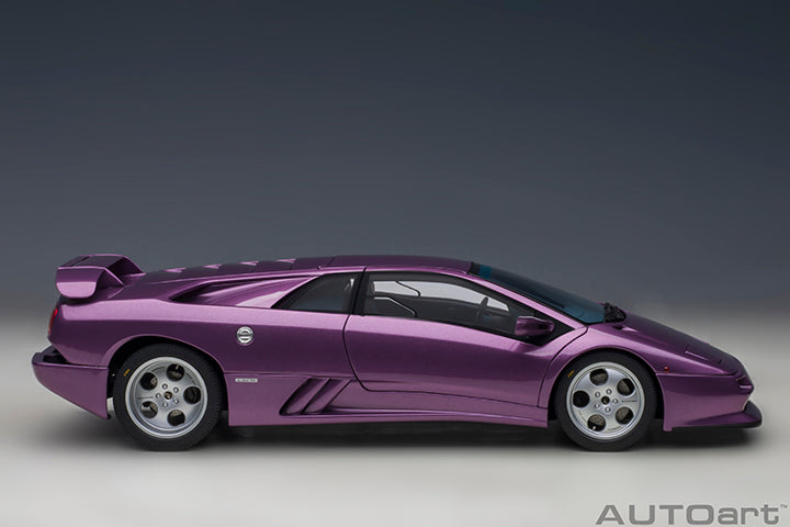 AUTOart 1995 Lamborghini Diablo SE30 Viola SE30 Metallic Purple 1:18