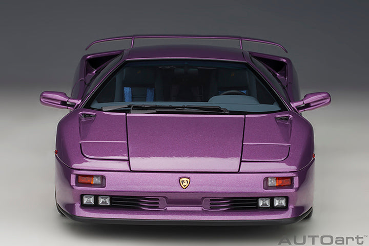 AUTOart 1995 Lamborghini Diablo SE30 Viola SE30 Metallic Purple 1:18