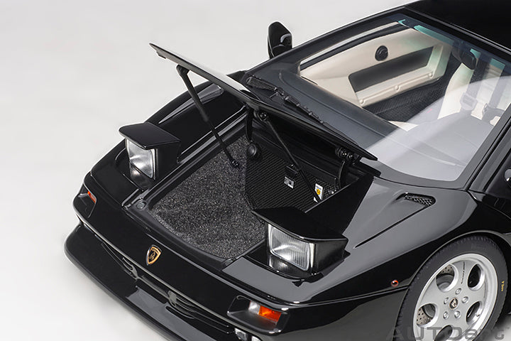 AUTOart 1995 Lamborghini Diablo SE30 Deep Black Metallic 1:18