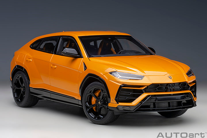 AUTOart Lamborghini Urus Arancio Borealis (Pearl Orange) 1:18