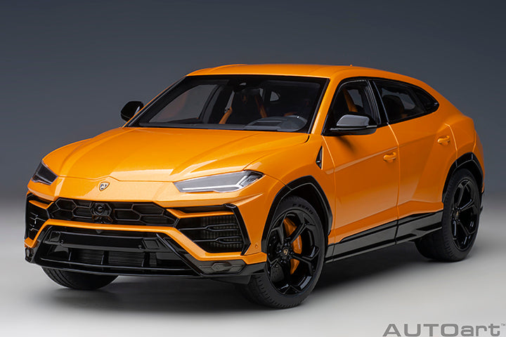 AUTOart Lamborghini Urus Arancio Borealis (Pearl Orange) 1:18