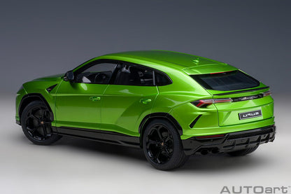 AUTOart Lamborghini Urus Verde Selvans (Pearl Green) 1:18