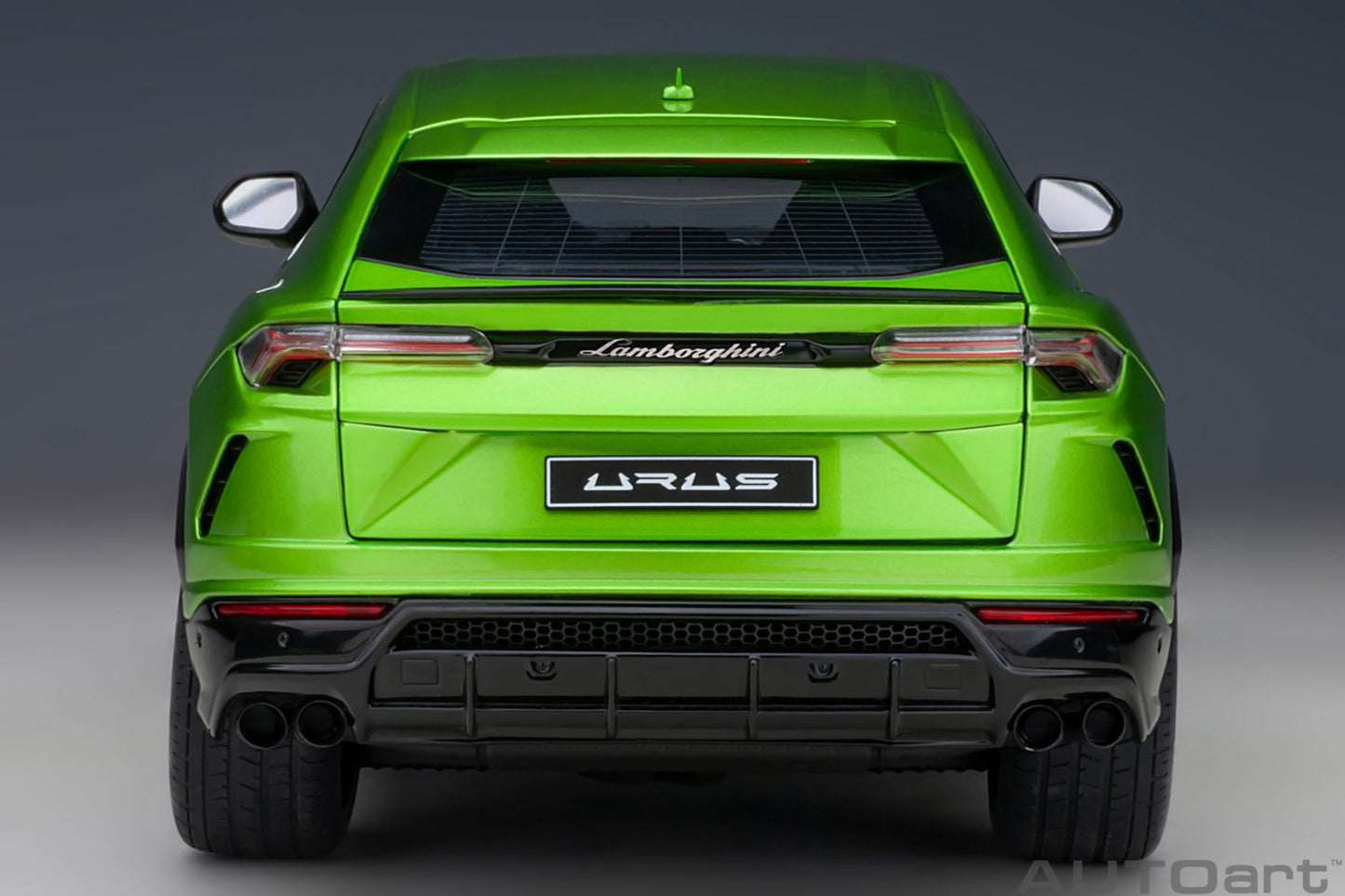 AUTOart Lamborghini Urus Verde Selvans (Pearl Green) 1:18