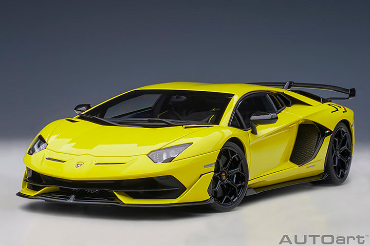 AUTOart Lamborghini Aventador SVJ Giallo Tenerife (Pearl Yellow) 1:18