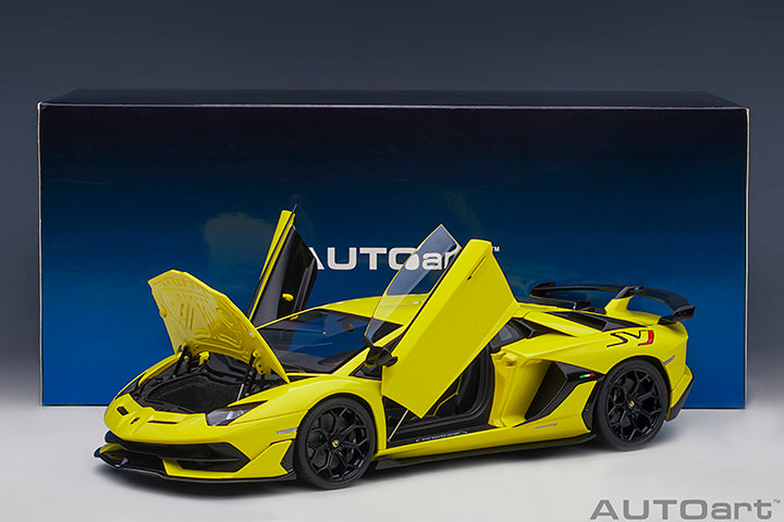 AUTOart Lamborghini Aventador SVJ Giallo Tenerife (Pearl Yellow) 1:18