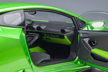 AUTOart 2018 Lamborghini Huracan EVO Verde Selvans (Green Metallic) 1:18