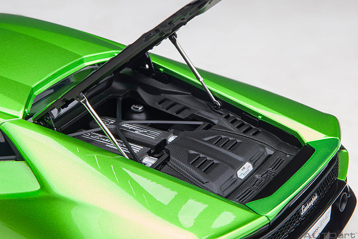 AUTOart 2018 Lamborghini Huracan EVO Verde Selvans (Green Metallic) 1:18