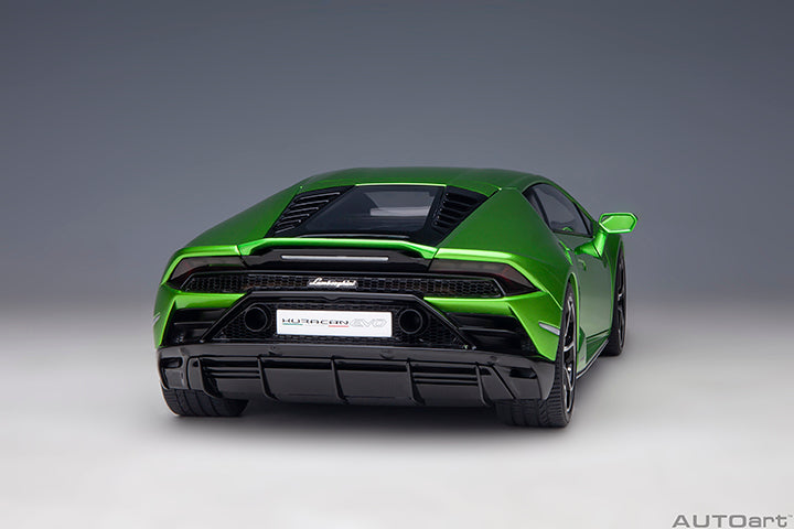 AUTOart 2018 Lamborghini Huracan EVO Verde Selvans (Green Metallic) 1:18