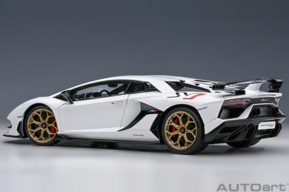 AUTOart 2016 Lamborghini Aventador SVJ Bianco Asopo (Pearl White) 1:18