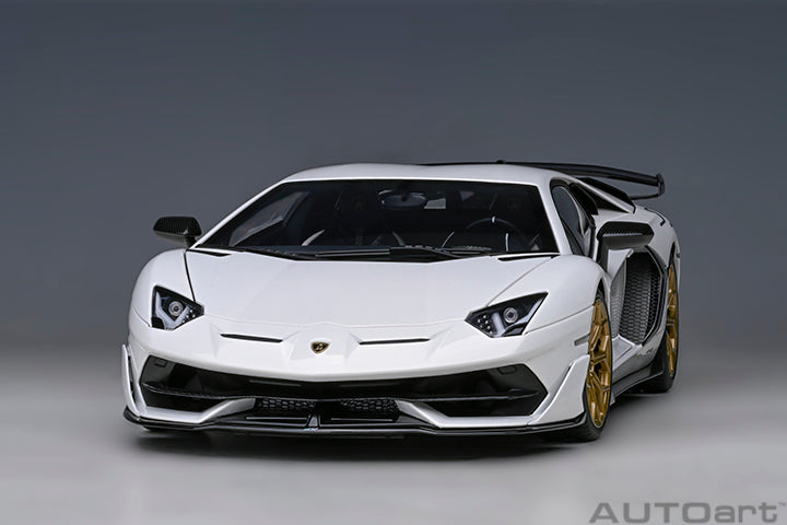 AUTOart 2016 Lamborghini Aventador SVJ Bianco Asopo (Pearl White) 1:18