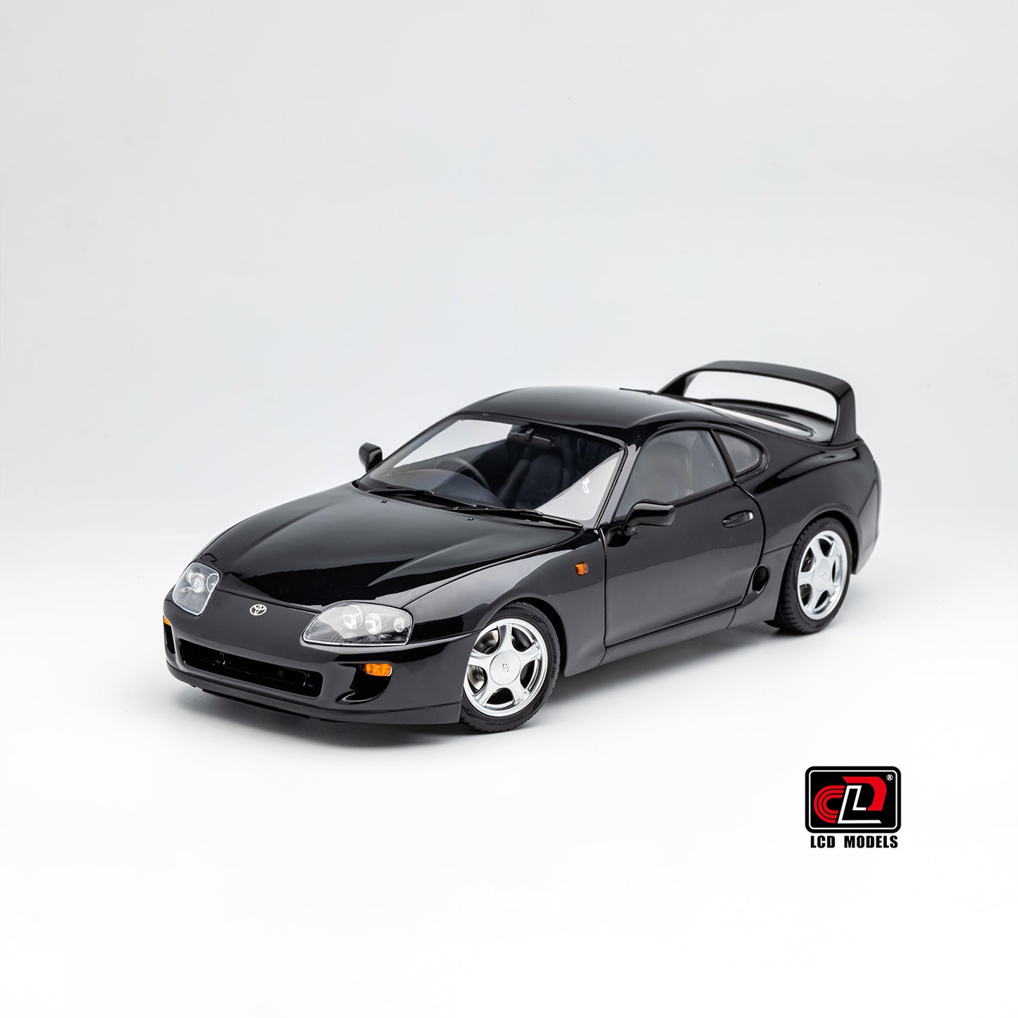 LCD Toyota Supra A80 (Black color) *Comes with a lift!!* 1:18