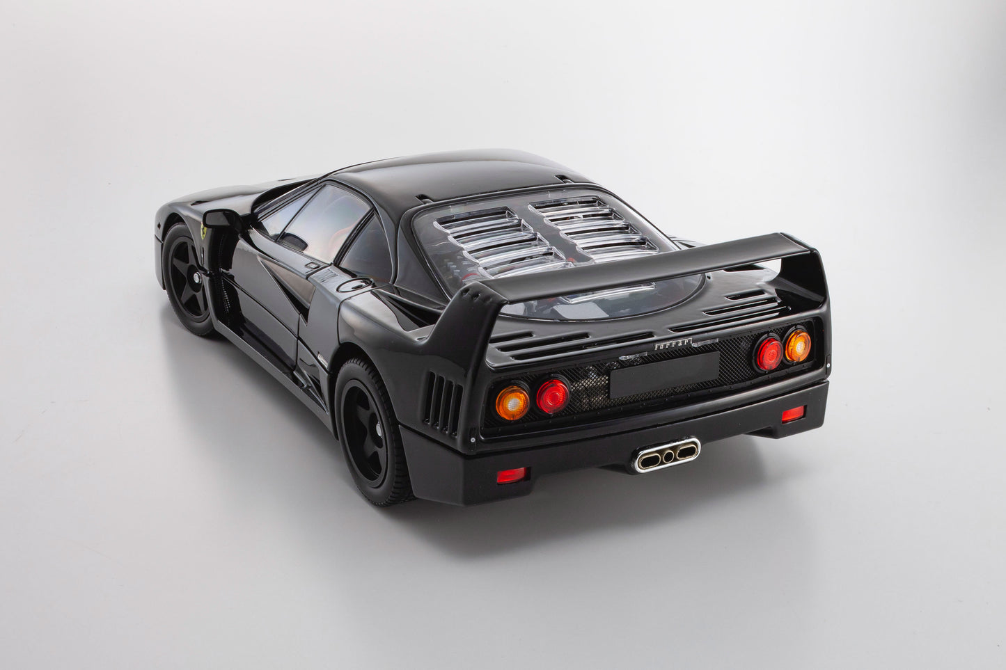 Kyosho 1987 Ferrari F40 Black 1:18