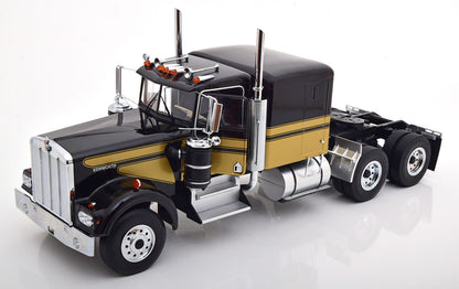 Road Kings Kenworth W900 Tractor Truck Smokey & the Bandit Black & Gold 1:18