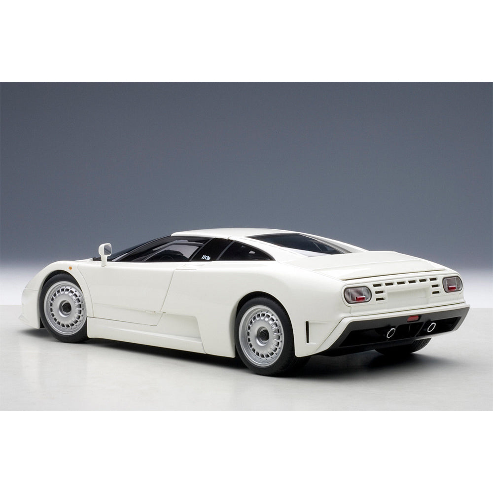 AUTOart Bugatti EB110 GT White 1:18