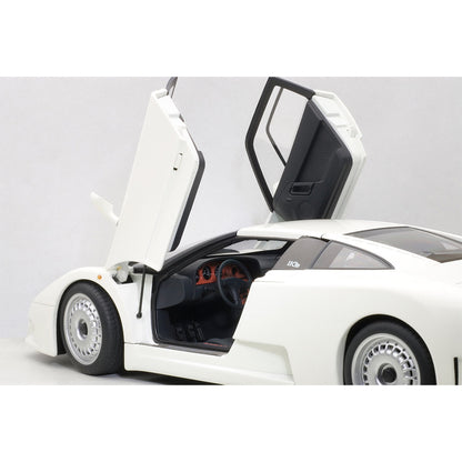 AUTOart Bugatti EB110 GT White 1:18