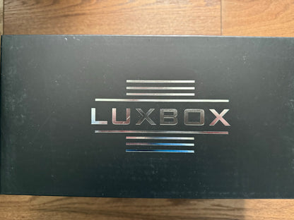 Luxbox Display Case with Red Leather (synthetic) Base 1:18