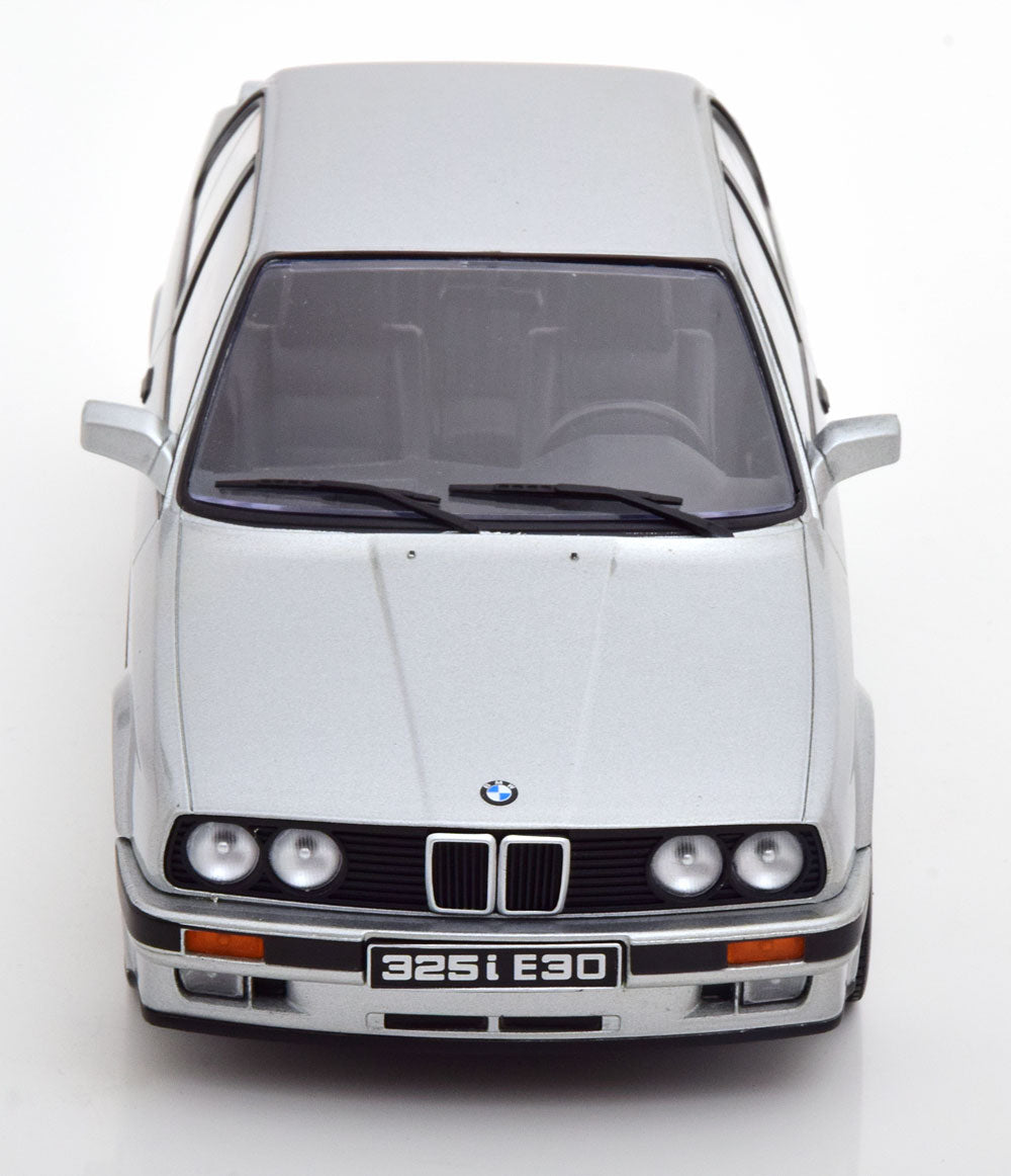 KK-Scale 1987 BMW 325i (e30) Coupe M Package Silver Metallic 1:18