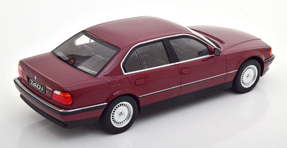 KK-Scale 1994 BMW 740i (e38) Sedan Dark Red Metallic 1:18