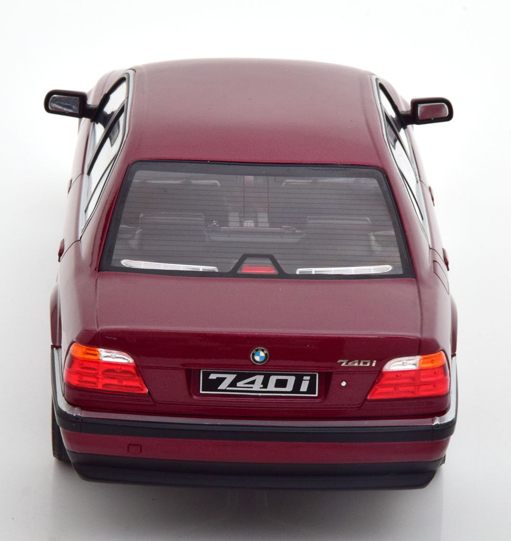 KK-Scale 1994 BMW 740i (e38) Sedan Dark Red Metallic 1:18