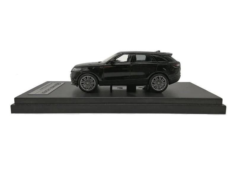 1:64 2018 Land Rover Range Rover Velar First Edition (Black)