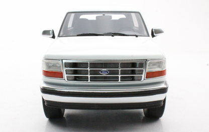 LS Collectibles 1992 Ford Bronco 4x4 Hard Top Closed White 1:18