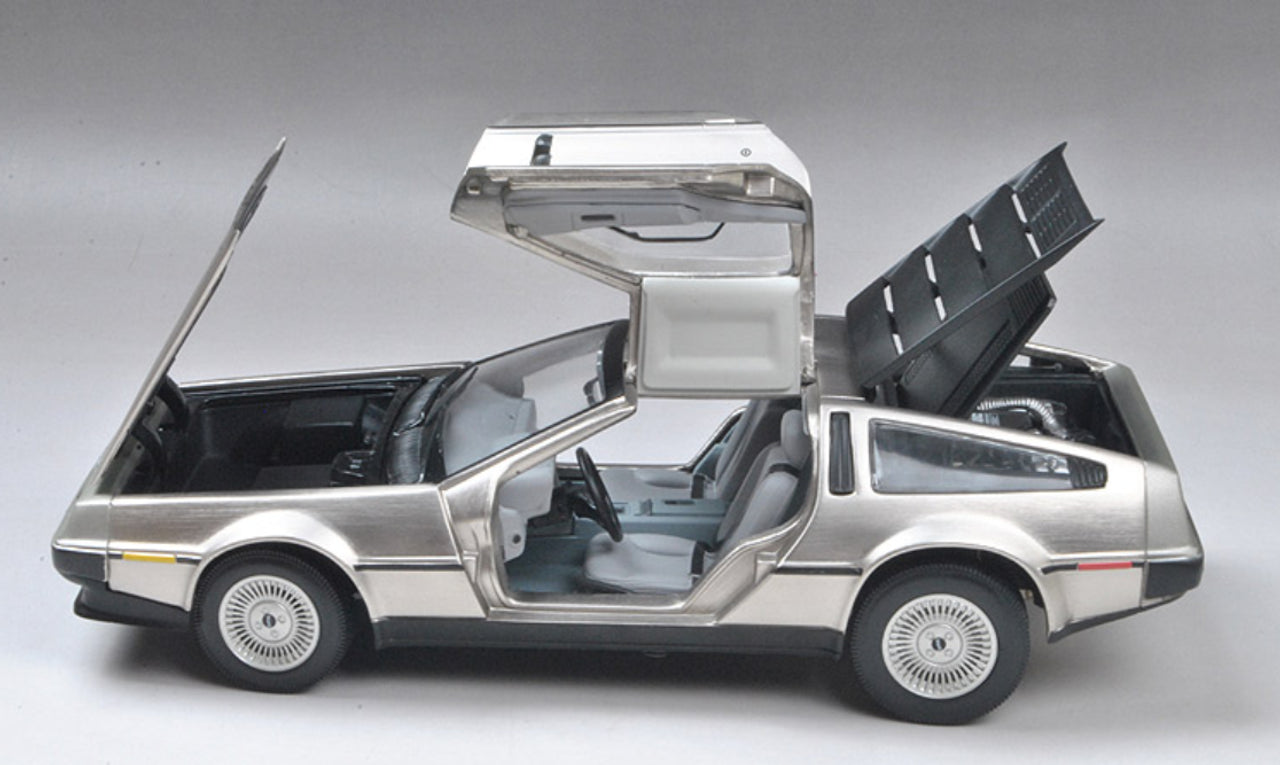 Sun-Star 1981 Delorean DMC LK Coupe Stainless Steel 1:18