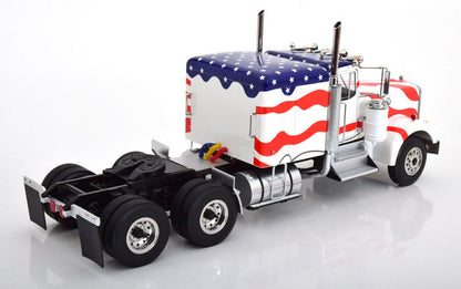 Road Kings 1989 Kenworth W900 Tractor Truck Stars & Stripes Red, White, & Blue 1:18