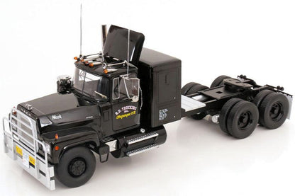 Road Kings 1974 Mack RL700 Tractor Truck R.D. Trucking, Inc Black 1:18