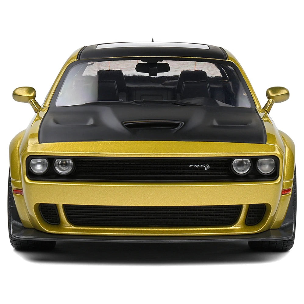 Solido 2023 Dodge Challenger R/T Scat Pack Widebody Streetfighter Goldrush G 1:18