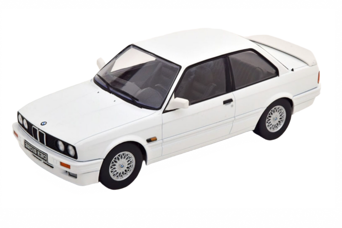 KK-Scale 1989 BMW M3 Italo 320iS (e30) Coupe White 1:18