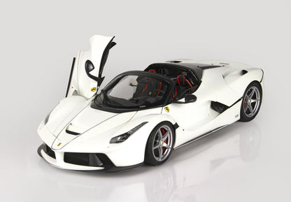 BBR 2016 Ferrari LaFerrari Aperta Spider Bianco Italia (Metallic Italian White) 1:18