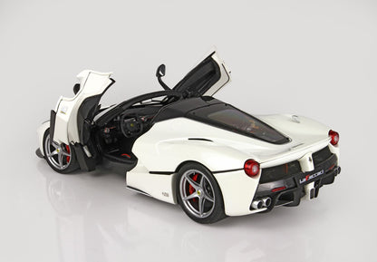 BBR 2016 Ferrari LaFerrari Aperta Spider Bianco Italia (Metallic Italian White) 1:18