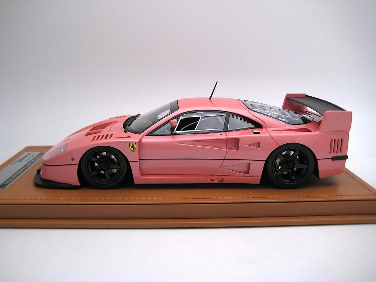 Tecnomodel Ferrari F40 LM 1996 Press Version Metallic Pink 1:18