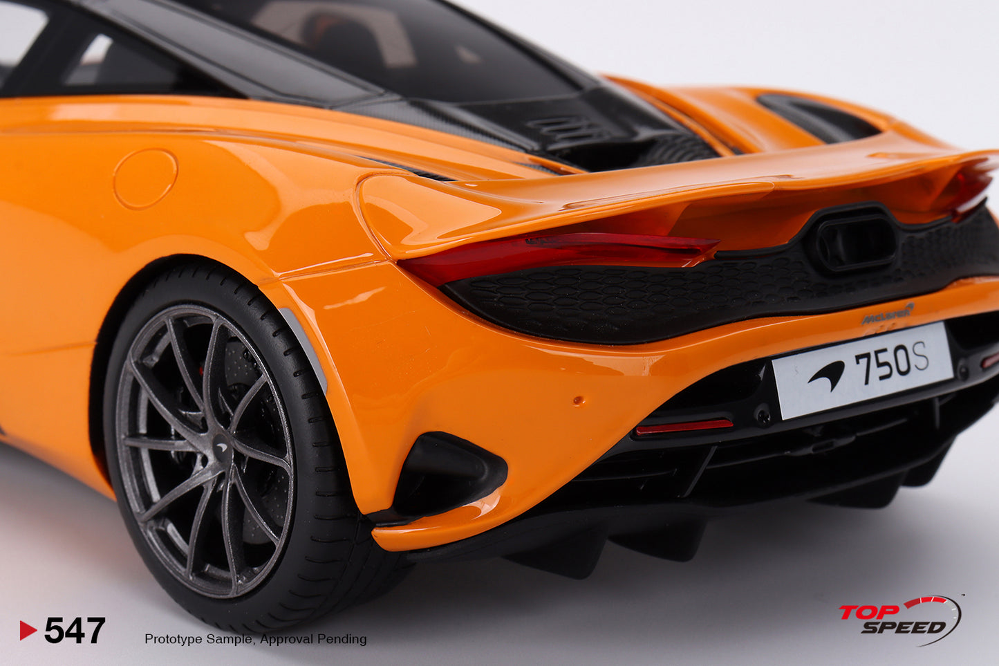 Topspeed 2023 Mclaren 750S Mclaren Orange 1:18