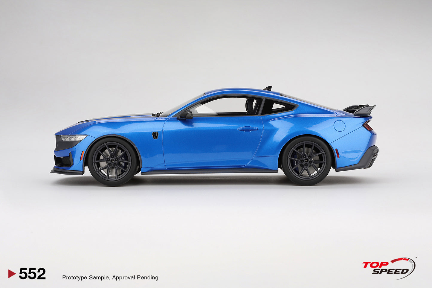 Topspeed 2024 Ford Mustang Dark Horse Grabber Blue 1:18