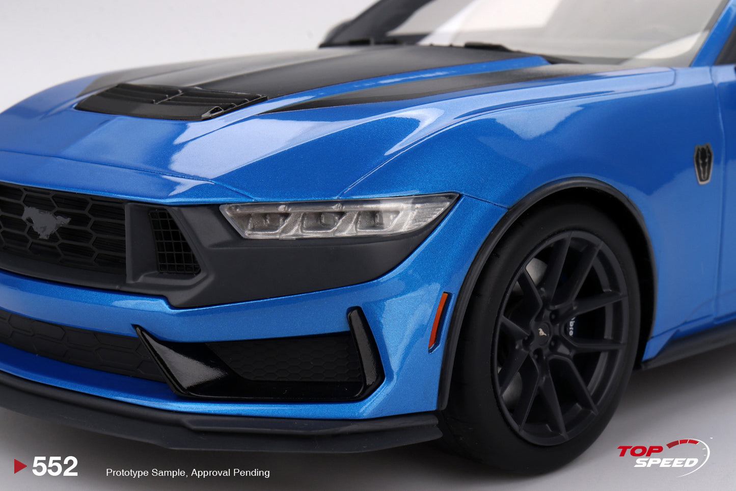 Topspeed 2024 Ford Mustang Dark Horse Grabber Blue 1:18