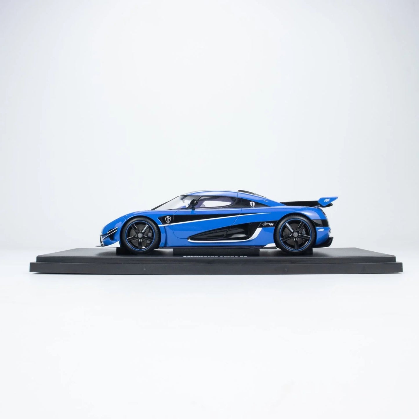 GT Spirit 2015 Koenigsegg Agera RS Blue 1:18