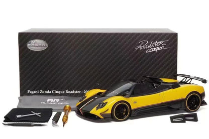 Almost-Real 2009 Pagani Zonda 5 Cinque Roadster Giallo Genevra (Yellow Black Carbon) 1:18