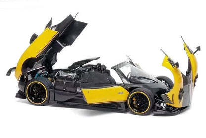 Almost-Real 2009 Pagani Zonda 5 Cinque Roadster Giallo Genevra (Yellow Black Carbon) 1:18