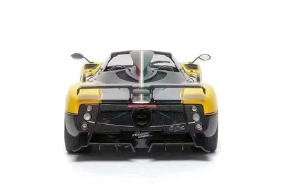 Almost-Real 2009 Pagani Zonda 5 Cinque Roadster Giallo Genevra (Yellow Black Carbon) 1:18