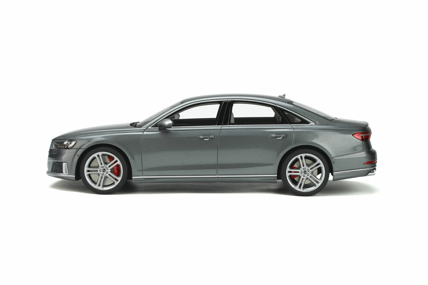 GT Spirit 2020 Audi S8 (D5) Sedan Daytona Grey Metallic 1:18