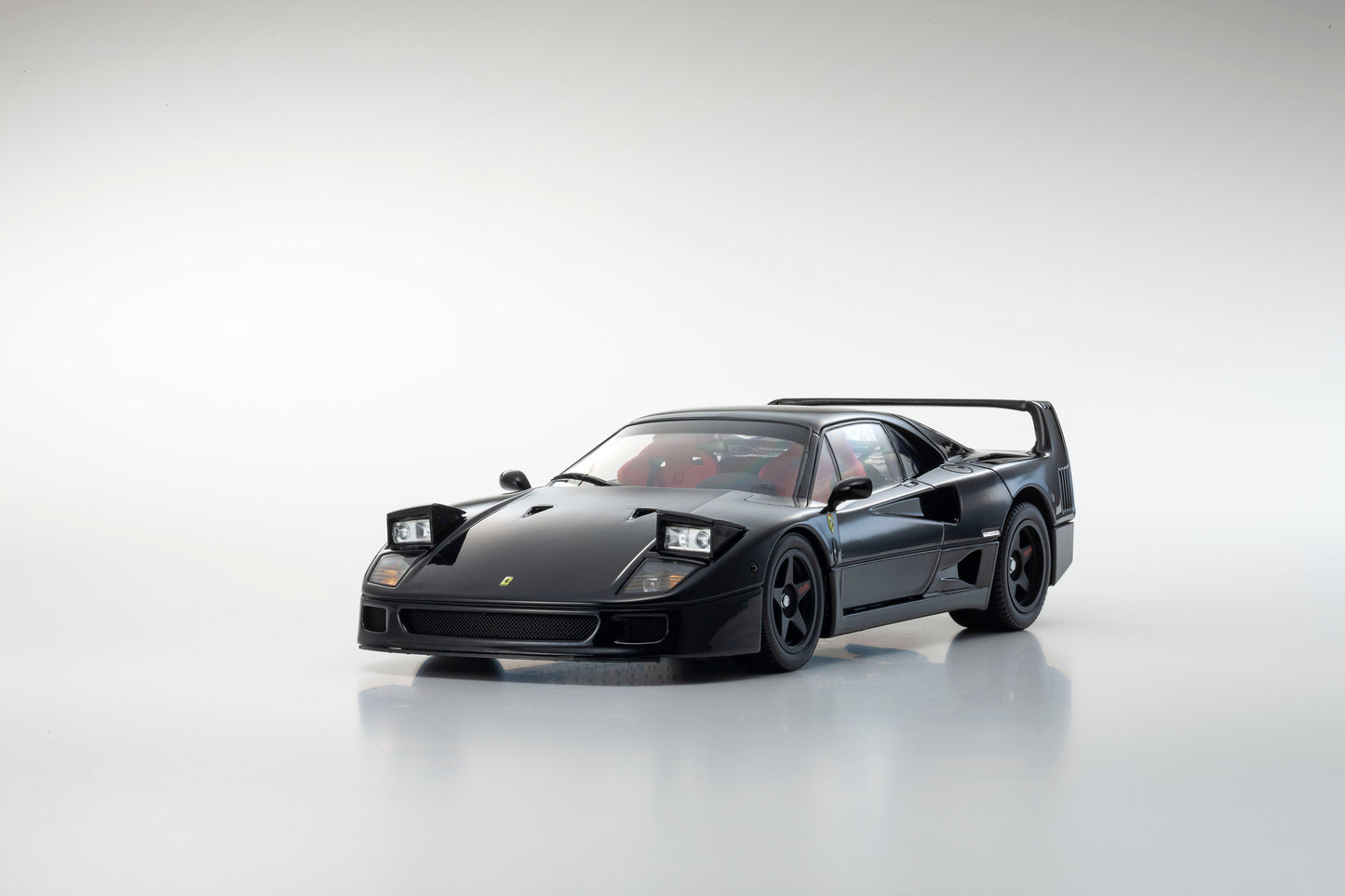 Kyosho 1987 Ferrari F40 Black 1:18