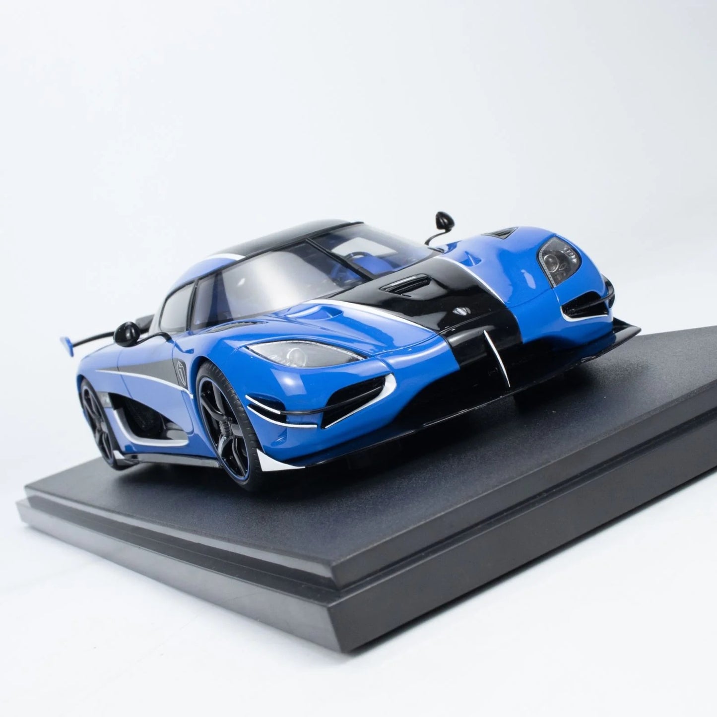 GT Spirit 2015 Koenigsegg Agera RS Blue 1:18