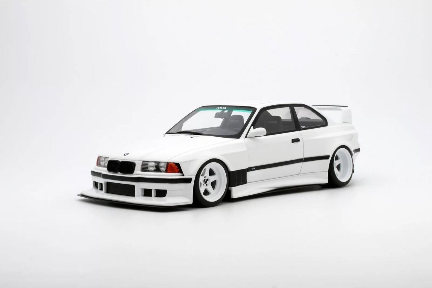 Otto 2022 BMW E36 M3 Khyzyl Saleem Alpine White 300 1:18