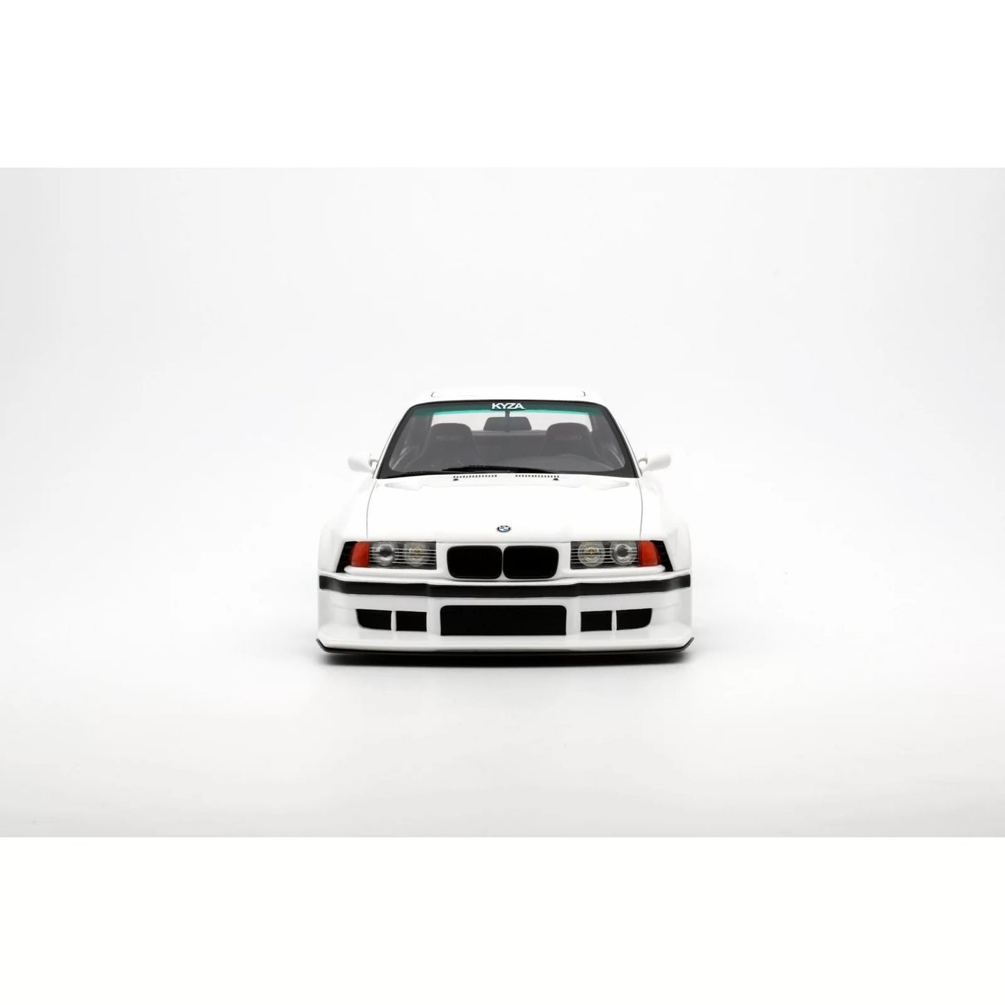 Otto 2022 BMW E36 M3 Khyzyl Saleem Alpine White 300 1:18