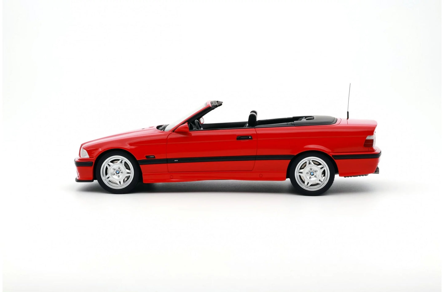 Otto 1995 BMW E36 M3 Cabriolet Bright Red 1:18